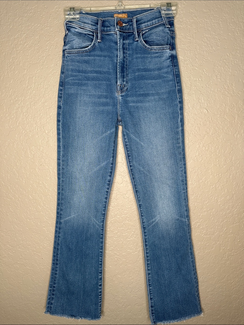 MOTHER The Hustler High-Rise Ankle Fray Jeans in Layover - Picture 8 of 12